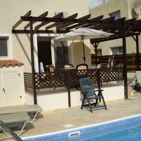 Frangipani Villa Пафос Екстер'єр фото