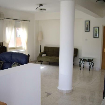 Frangipani Villa Пафос Екстер'єр фото